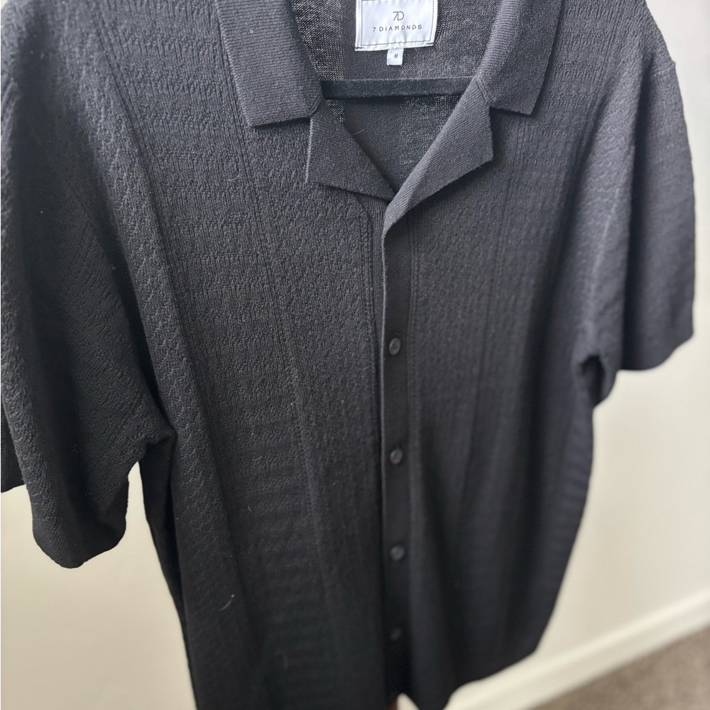 7 Diamonds Men's Black Textured Button Down Shirt